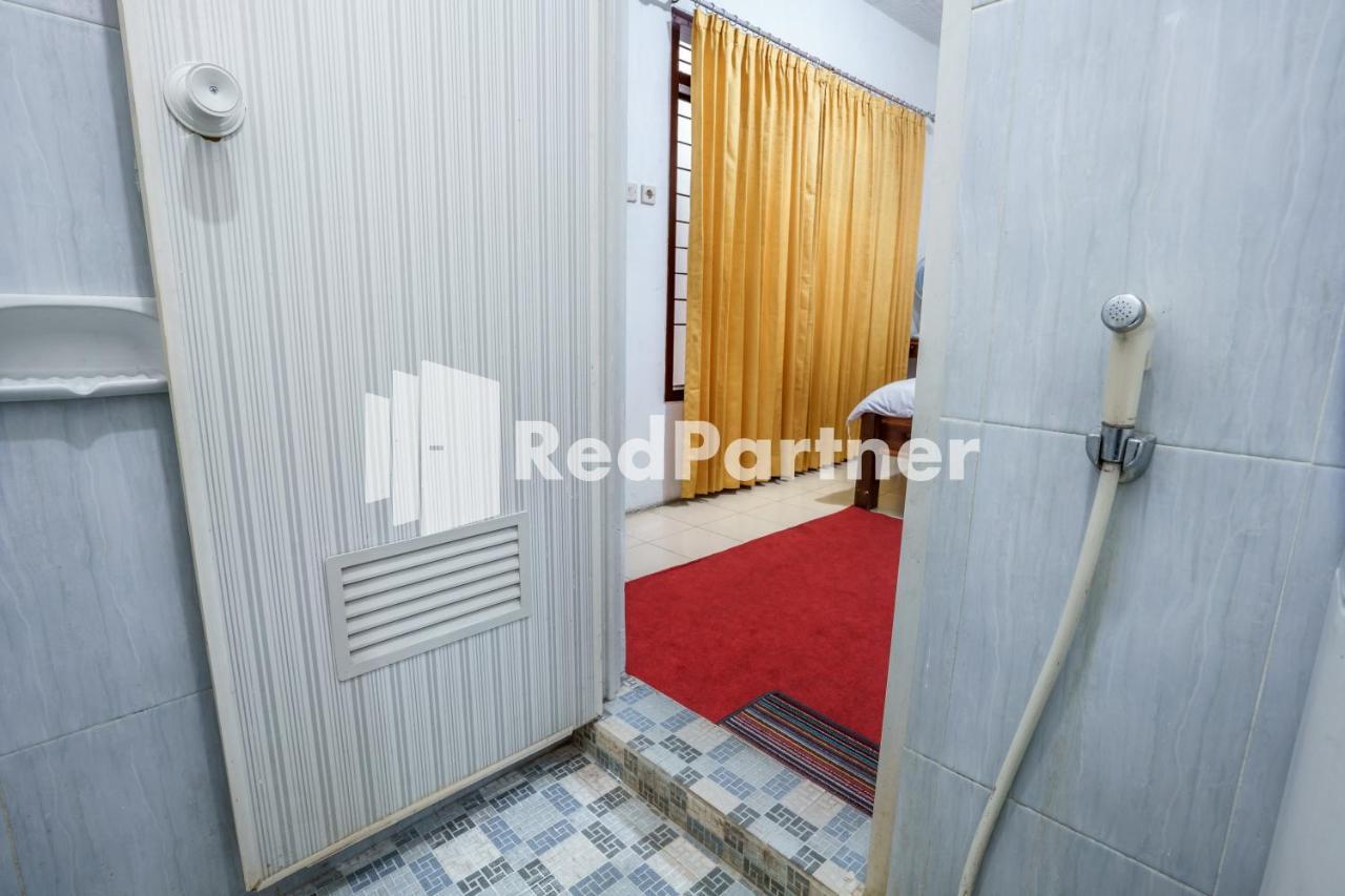 Nafisa Homestay Syariah Near Jatim Park 3 Batu Mitra Reddoorz 말랑 외부 사진
