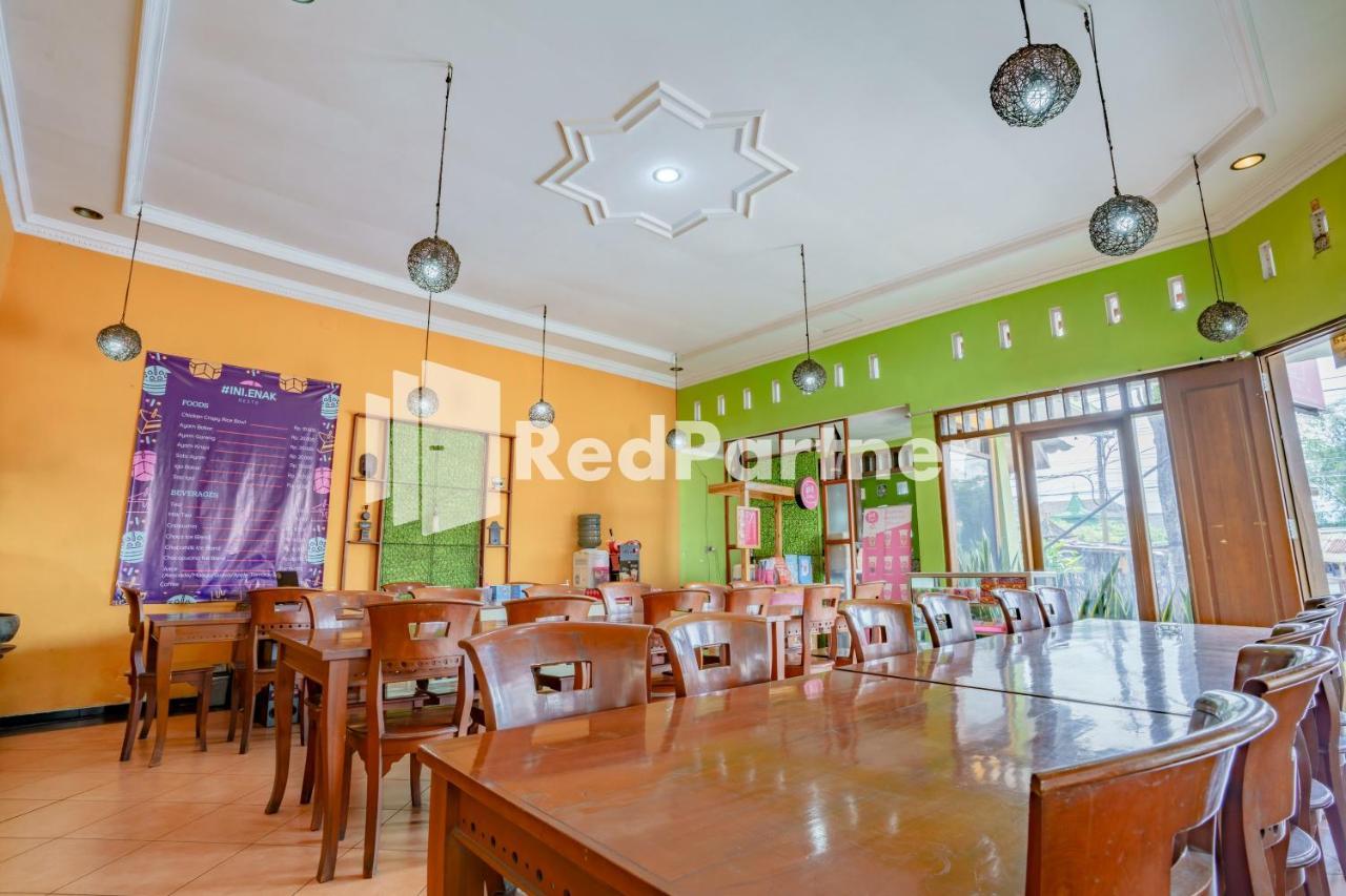 Nafisa Homestay Syariah Near Jatim Park 3 Batu Mitra Reddoorz 말랑 외부 사진