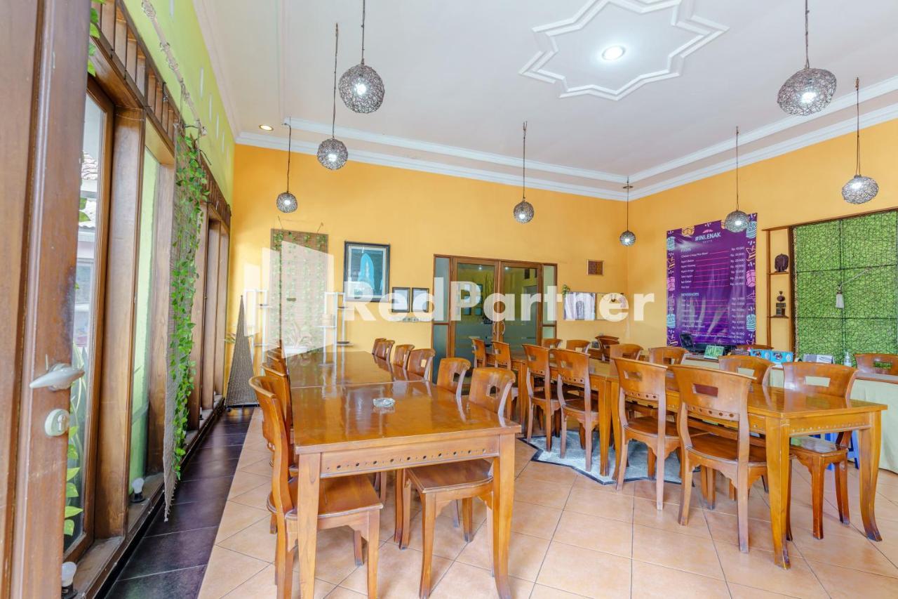 Nafisa Homestay Syariah Near Jatim Park 3 Batu Mitra Reddoorz 말랑 외부 사진