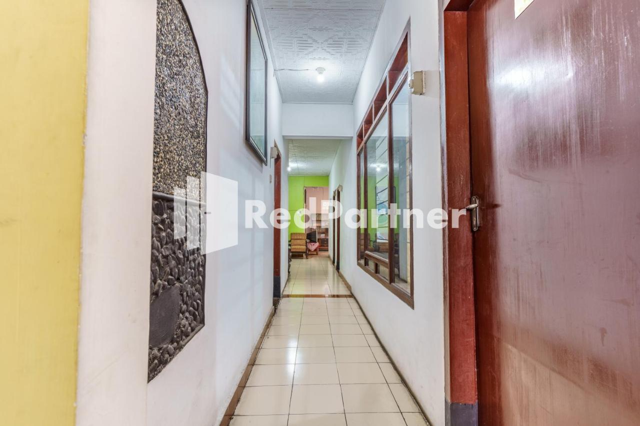Nafisa Homestay Syariah Near Jatim Park 3 Batu Mitra Reddoorz 말랑 외부 사진
