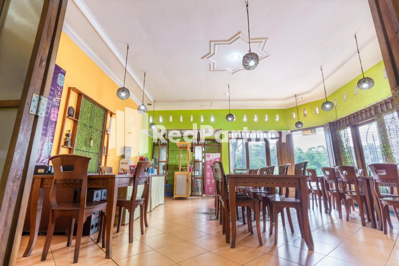 Nafisa Homestay Syariah Near Jatim Park 3 Batu Mitra Reddoorz 말랑 외부 사진