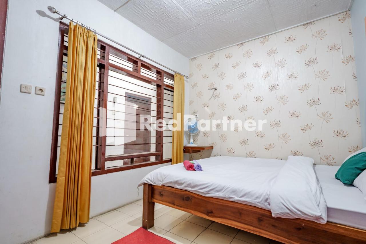 Nafisa Homestay Syariah Near Jatim Park 3 Batu Mitra Reddoorz 말랑 외부 사진